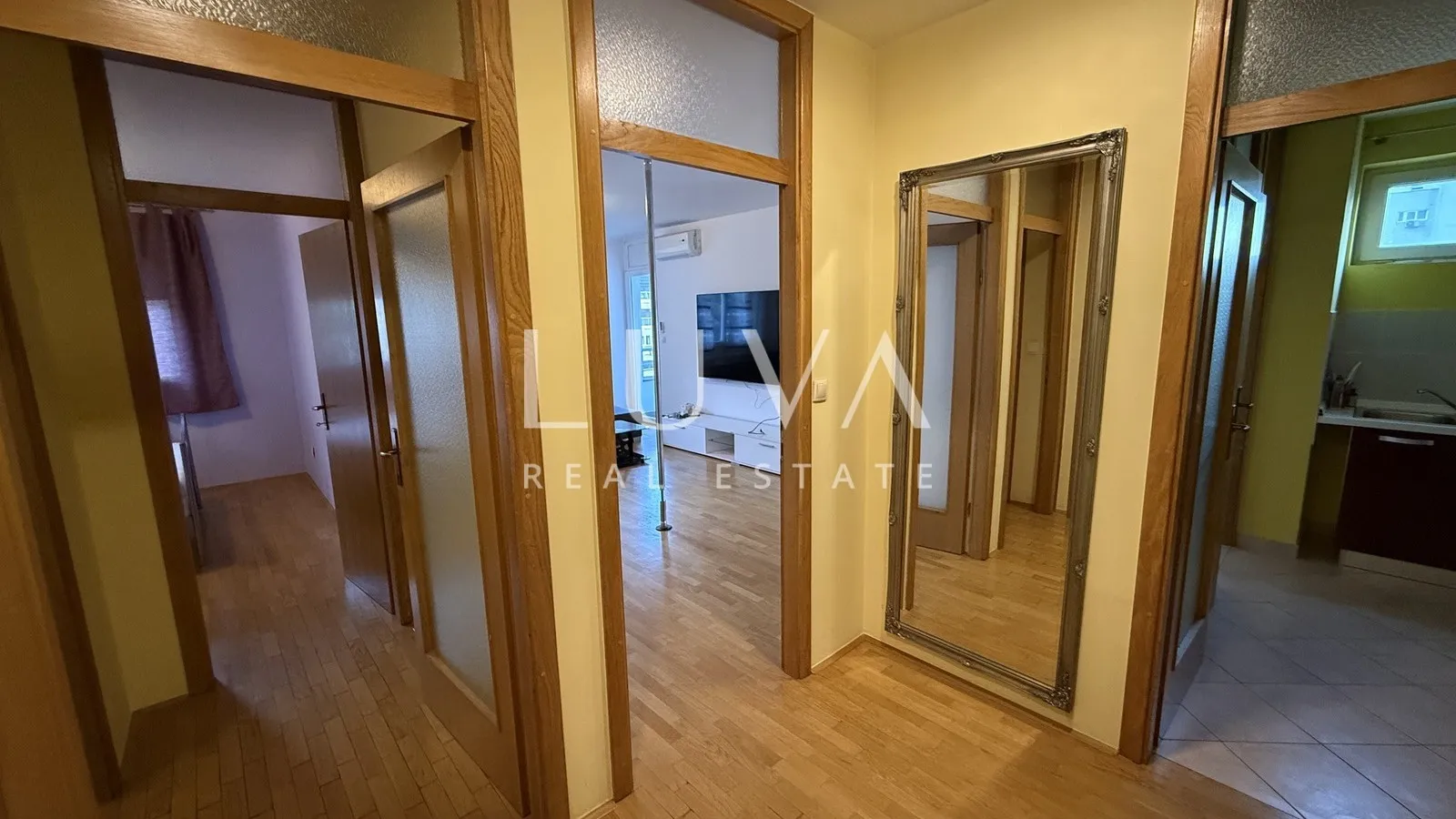 Zagreb, Trnje, 3S stan s balkonom za najam, 70m2