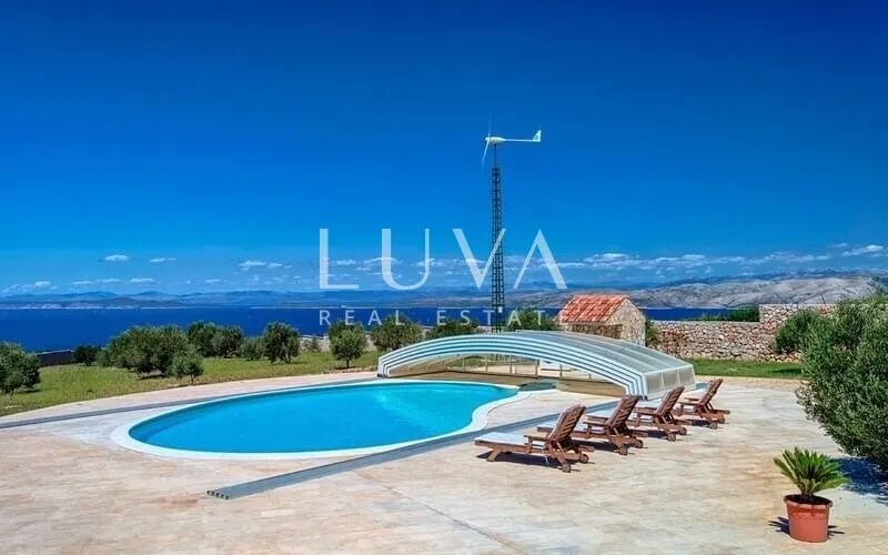 Hvar, Brusje, luksuzna vila s bazenom i pogledom na more na prodaju
