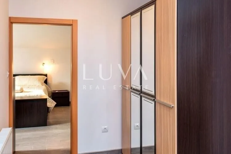 Hvar, Brusje, luksuzna vila s bazenom i pogledom na more na prodaju