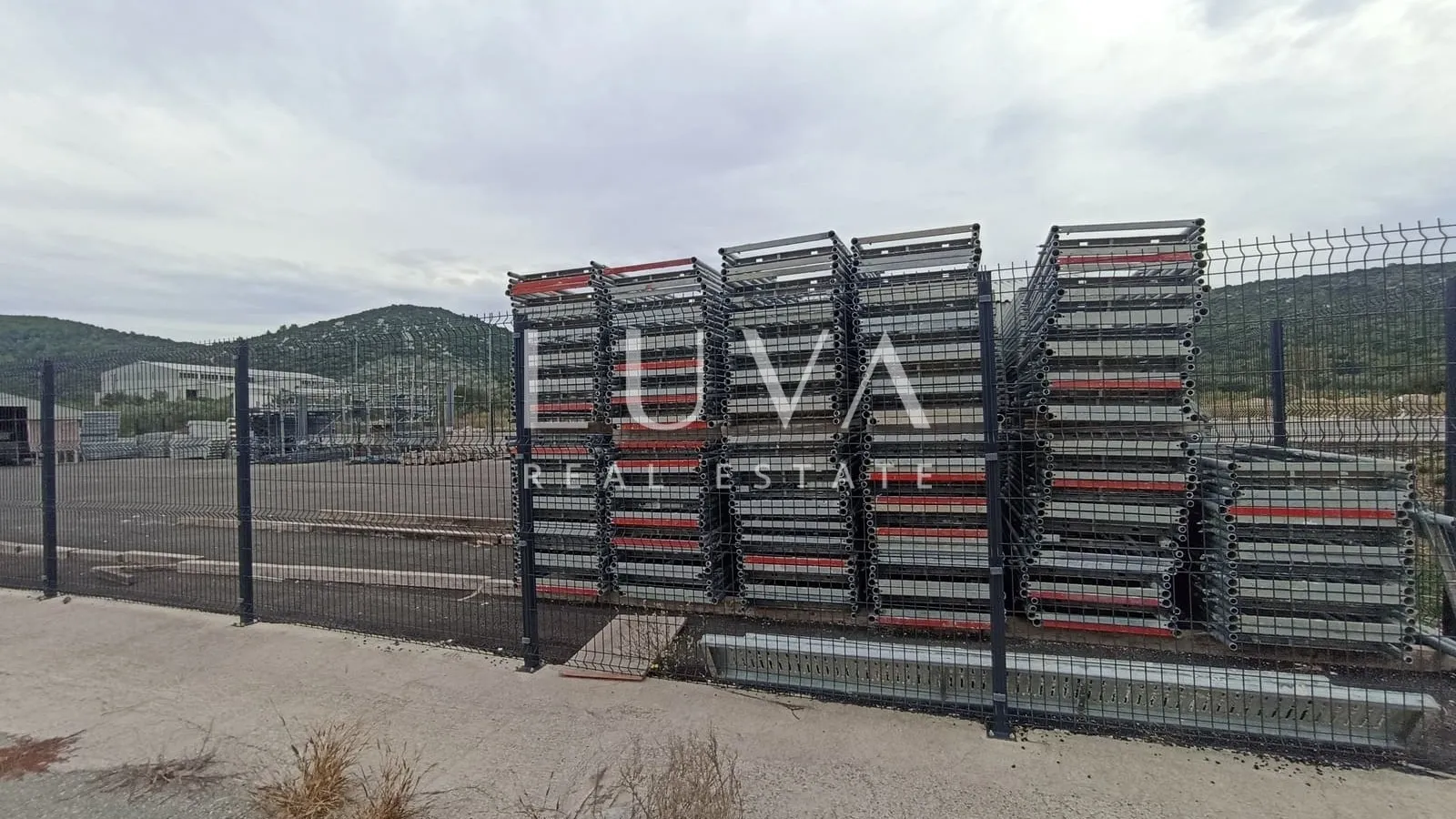 Marina, Trogir – For Sale: Large warehouse, 3,200 m²