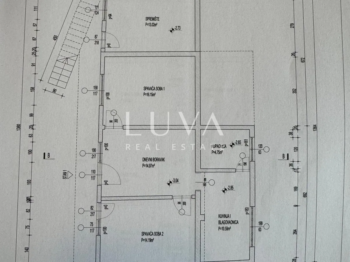 Marina, Trogir, prodaja dvojne kuće 247 m2 na 3 etaže + parking