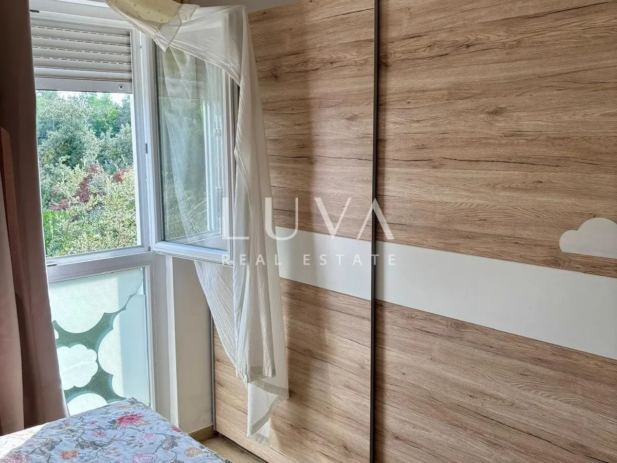 Petrčane Zadar, prostran stan od 75 m² + parking, 50 m od mora
