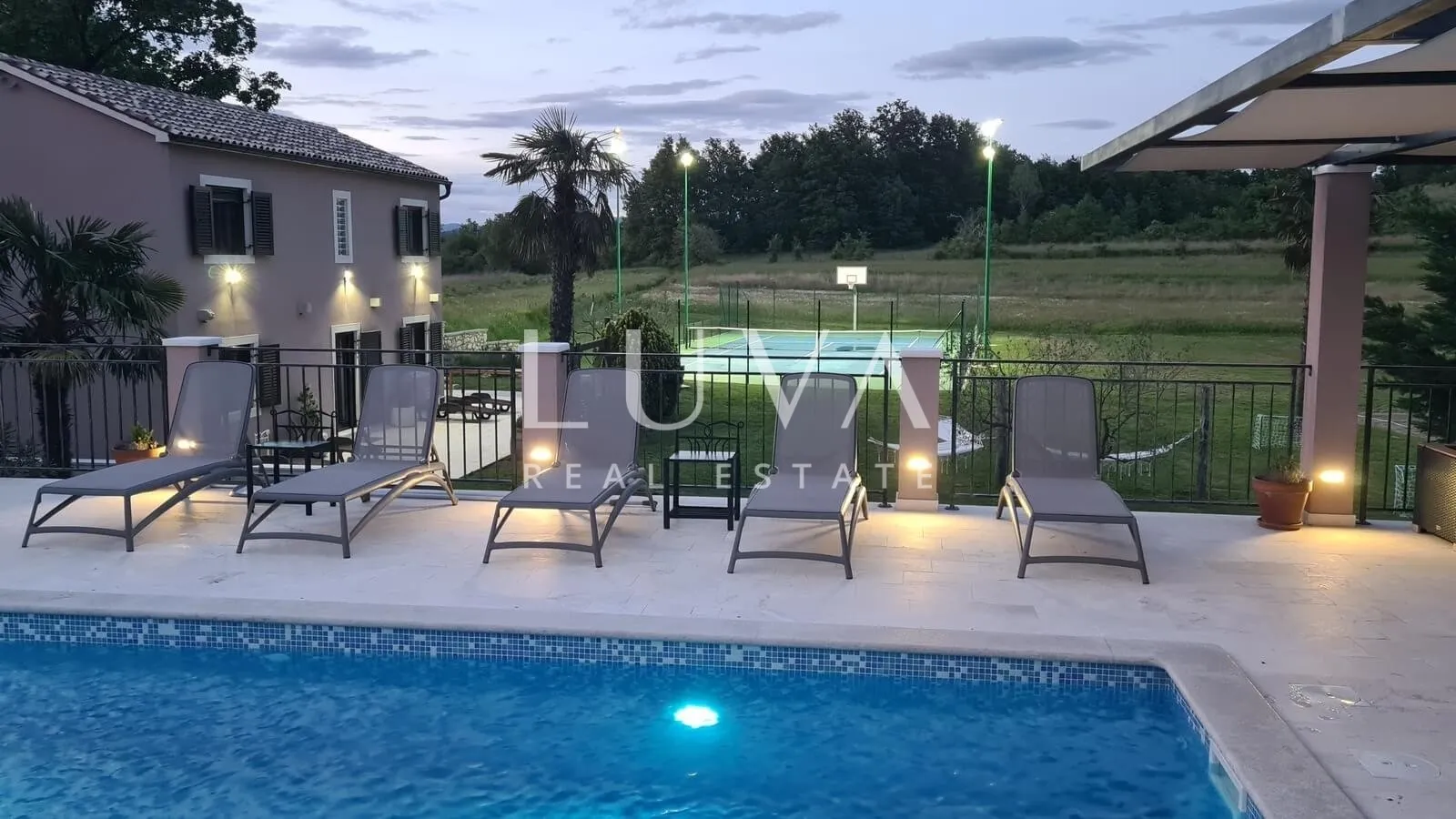 Istria, Pićan, villa with pool and tennis court for sale