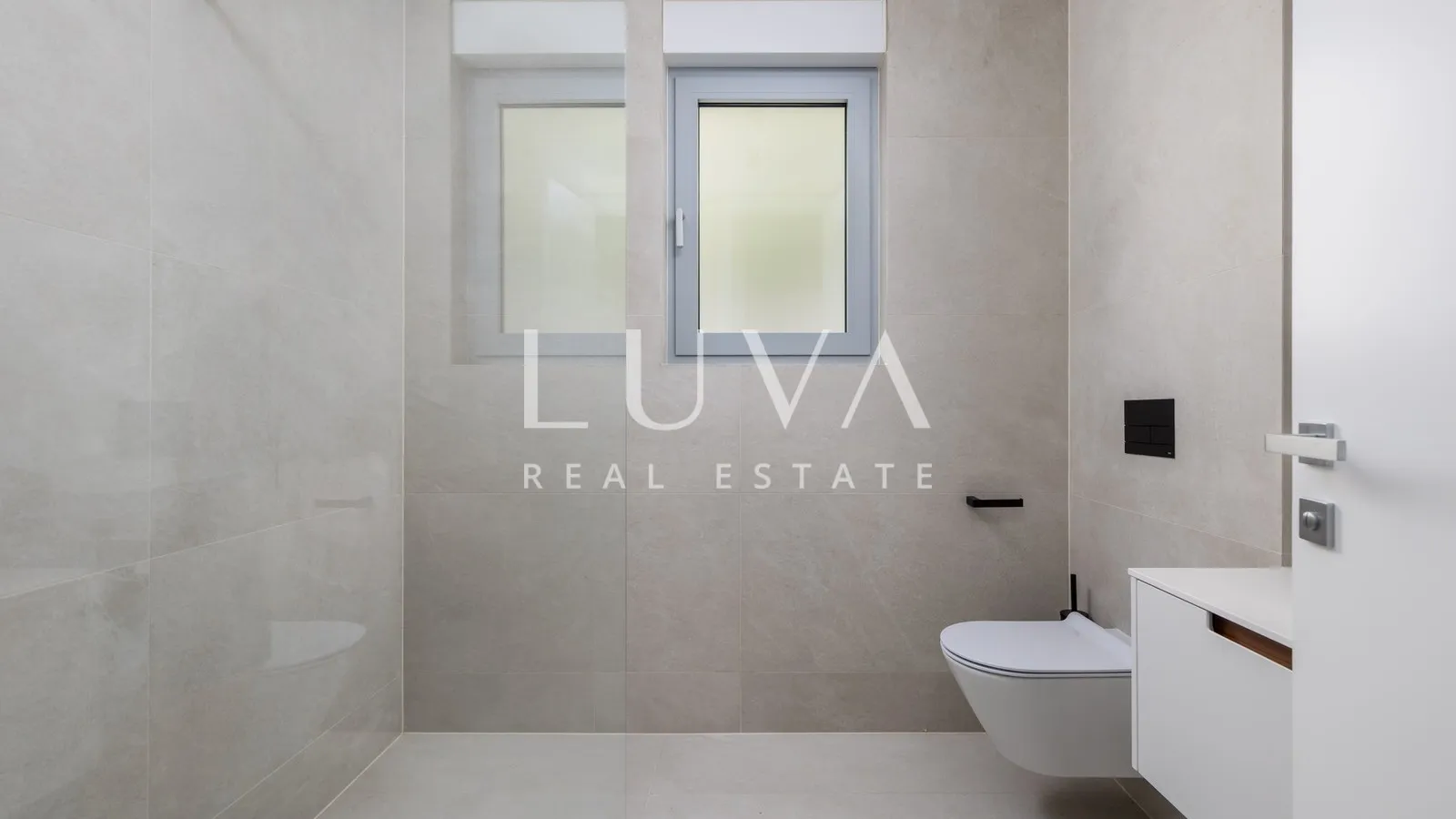 Opatija, luksuzna novogradnja s vrtom, stan NKP 134,33 m2