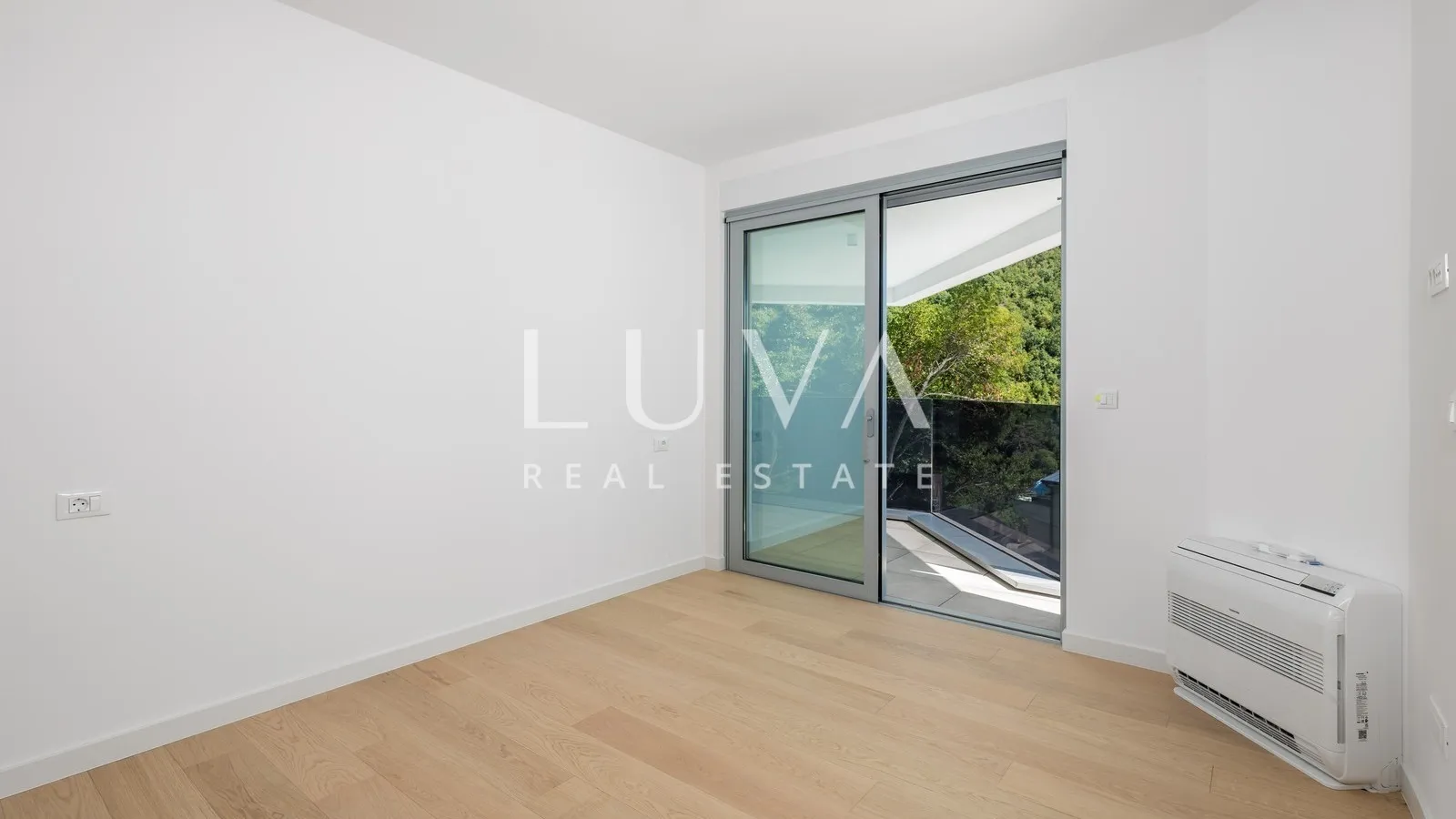 Opatija, luxury new building with garden, apartment NFA 125.81 m²