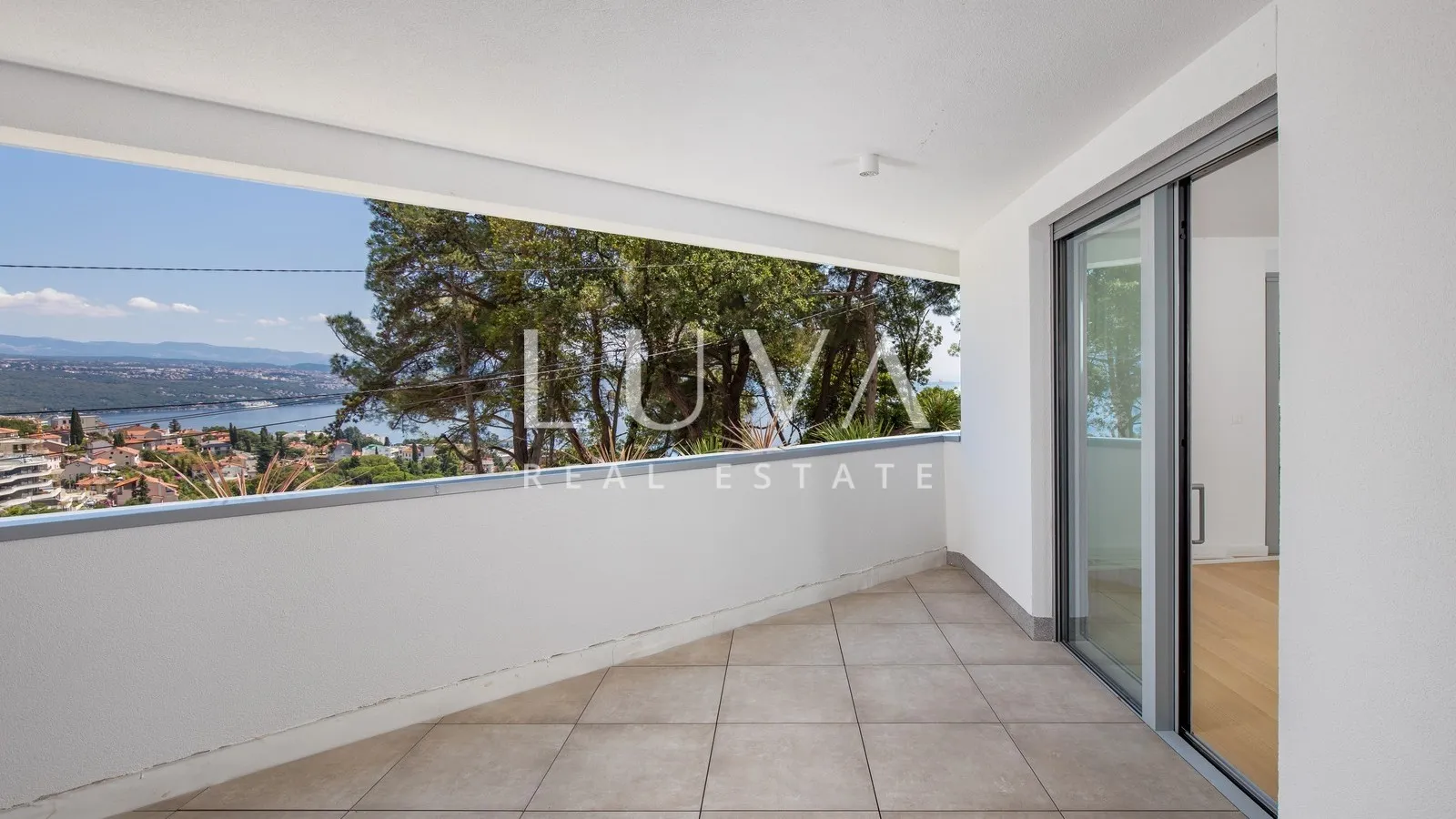 Opatija, luxury new building, apartment NFA 102.15 m²