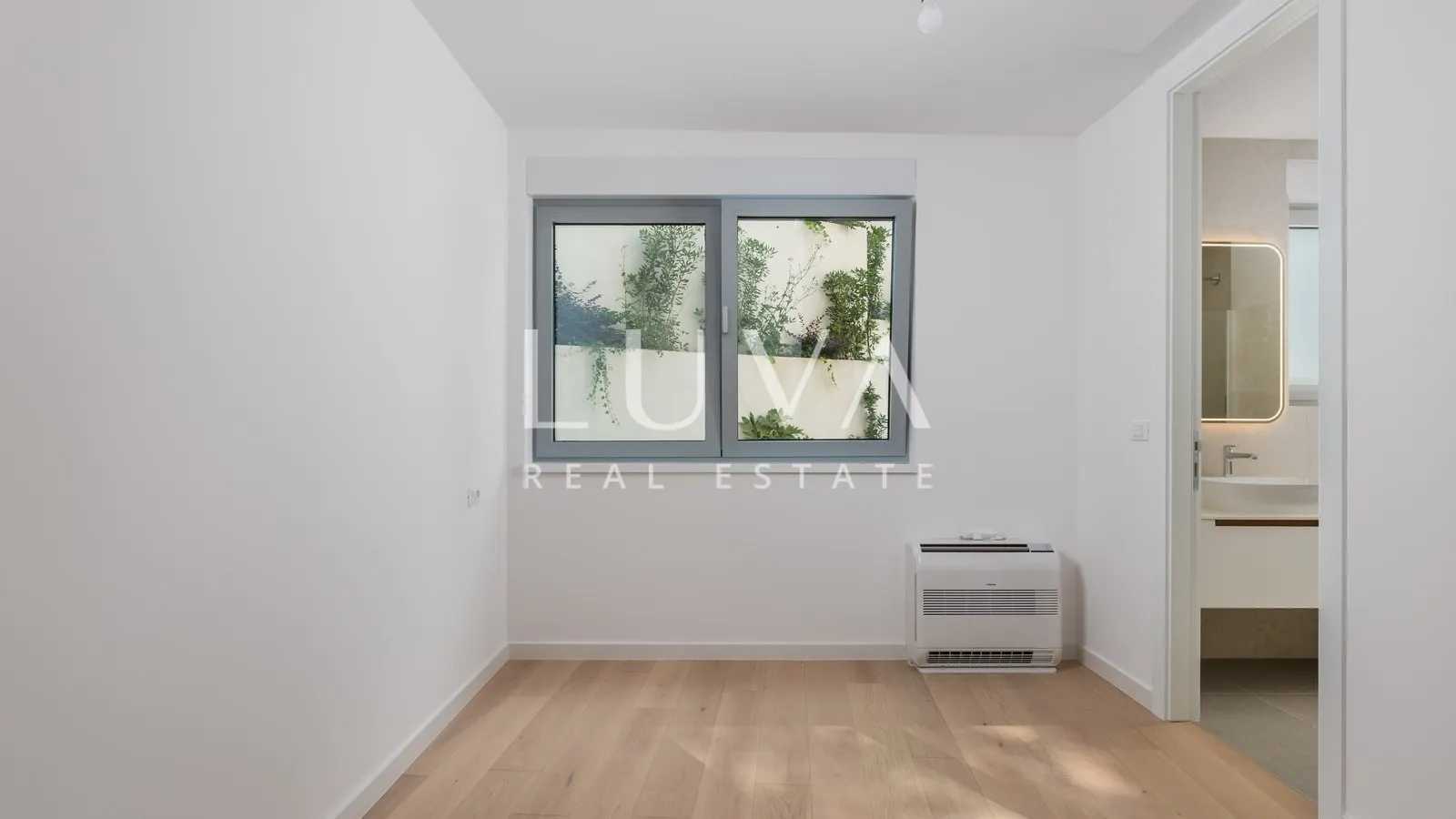 Opatija, luksuzna novogradnja s pogledom na more, stan NKP 99,95 m2