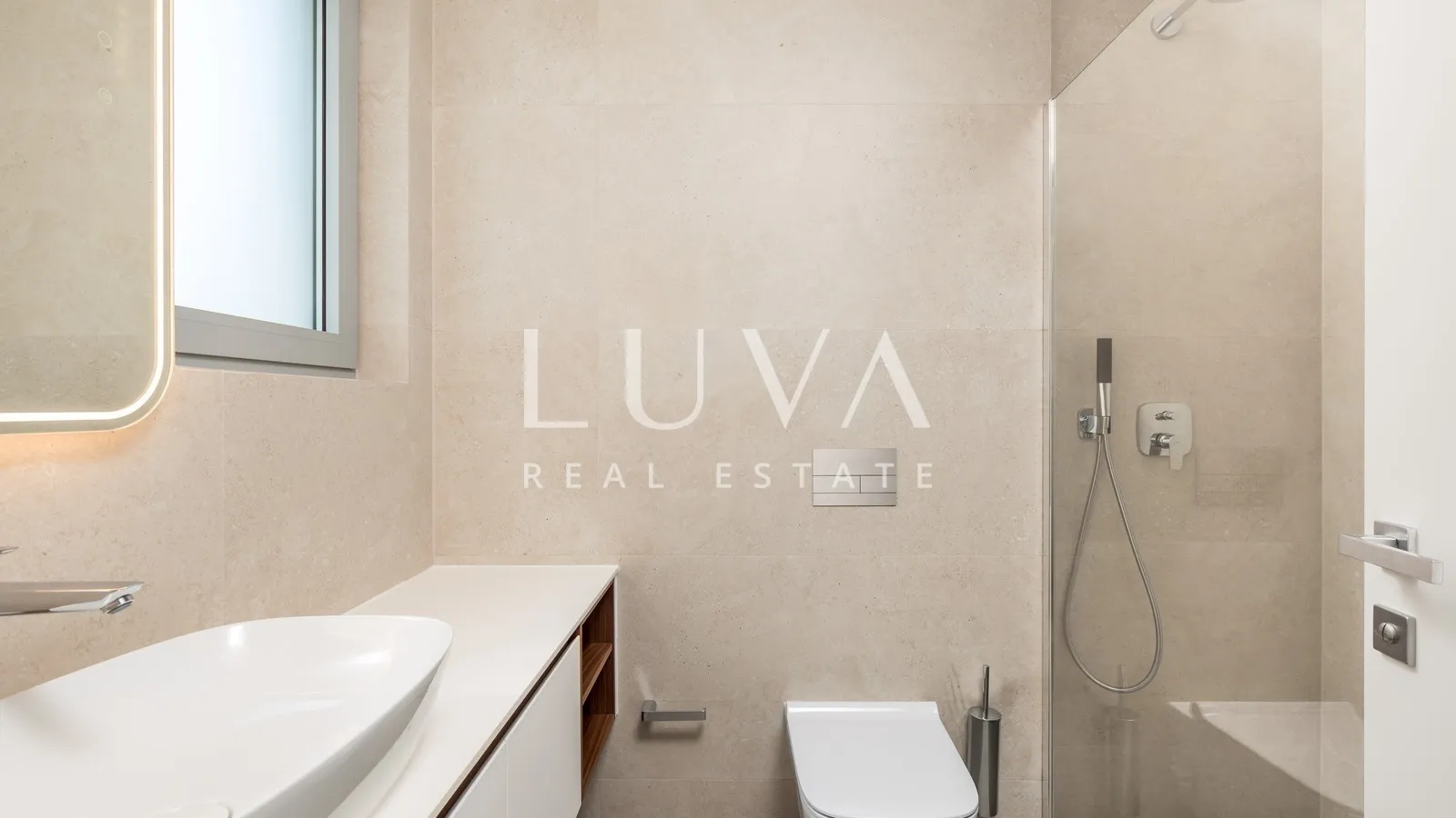 Opatija, luksuzna novogradnja s pogledom na more, stan NKP 99,95 m2