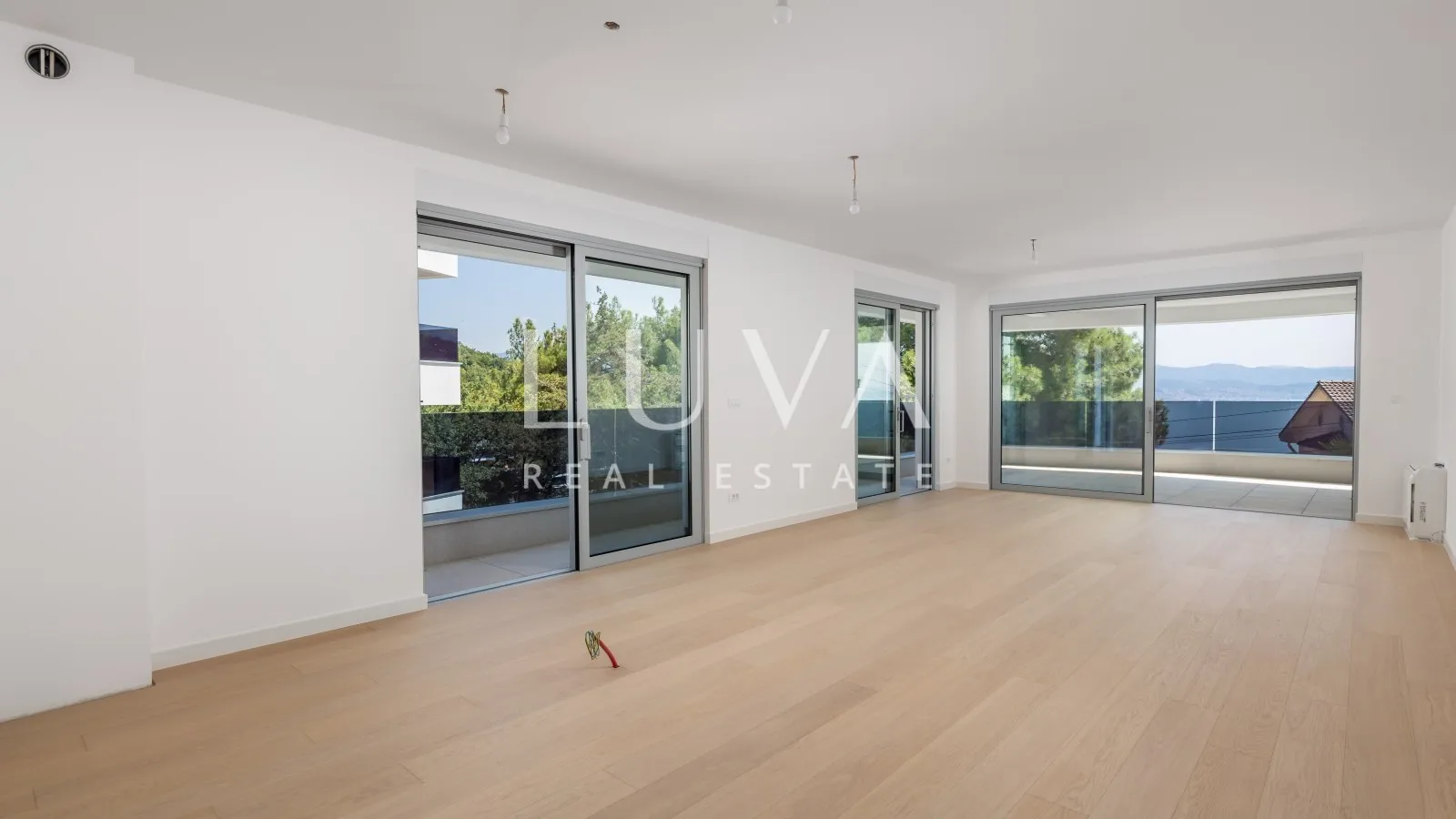 Opatija, luxury new building with sea view, apartment NFA 109.73 m²