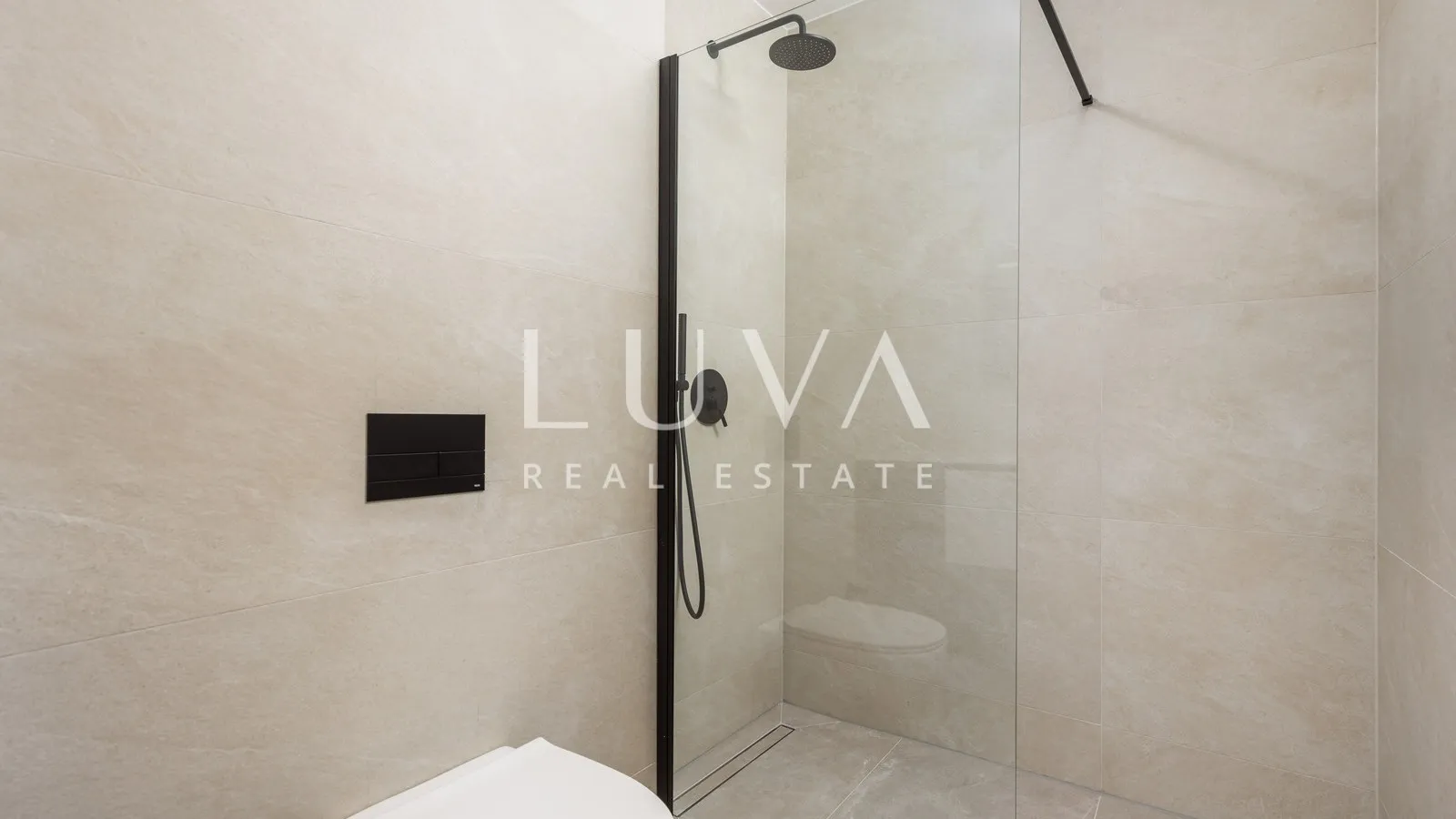 Opatija, luksuzna novogradnja, stan NKP 97,62 m2