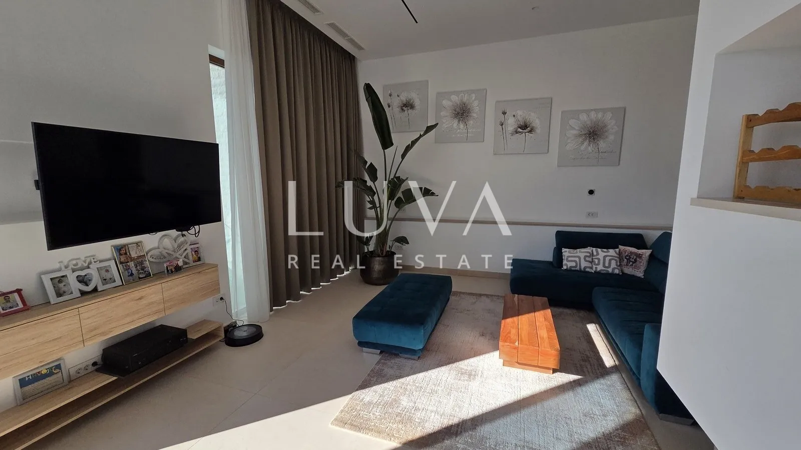 Split, Kučine, luksuzna vila s prekrasnim pogledom na Split, 310 m²