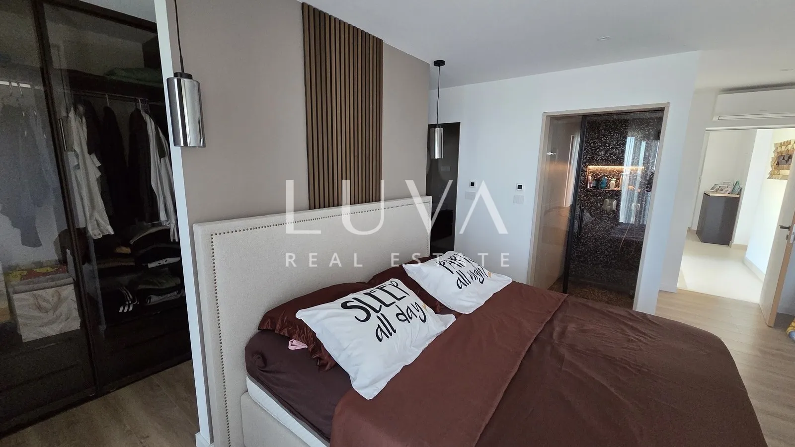 Split, Kučine, luksuzna vila s prekrasnim pogledom na Split, 310 m²