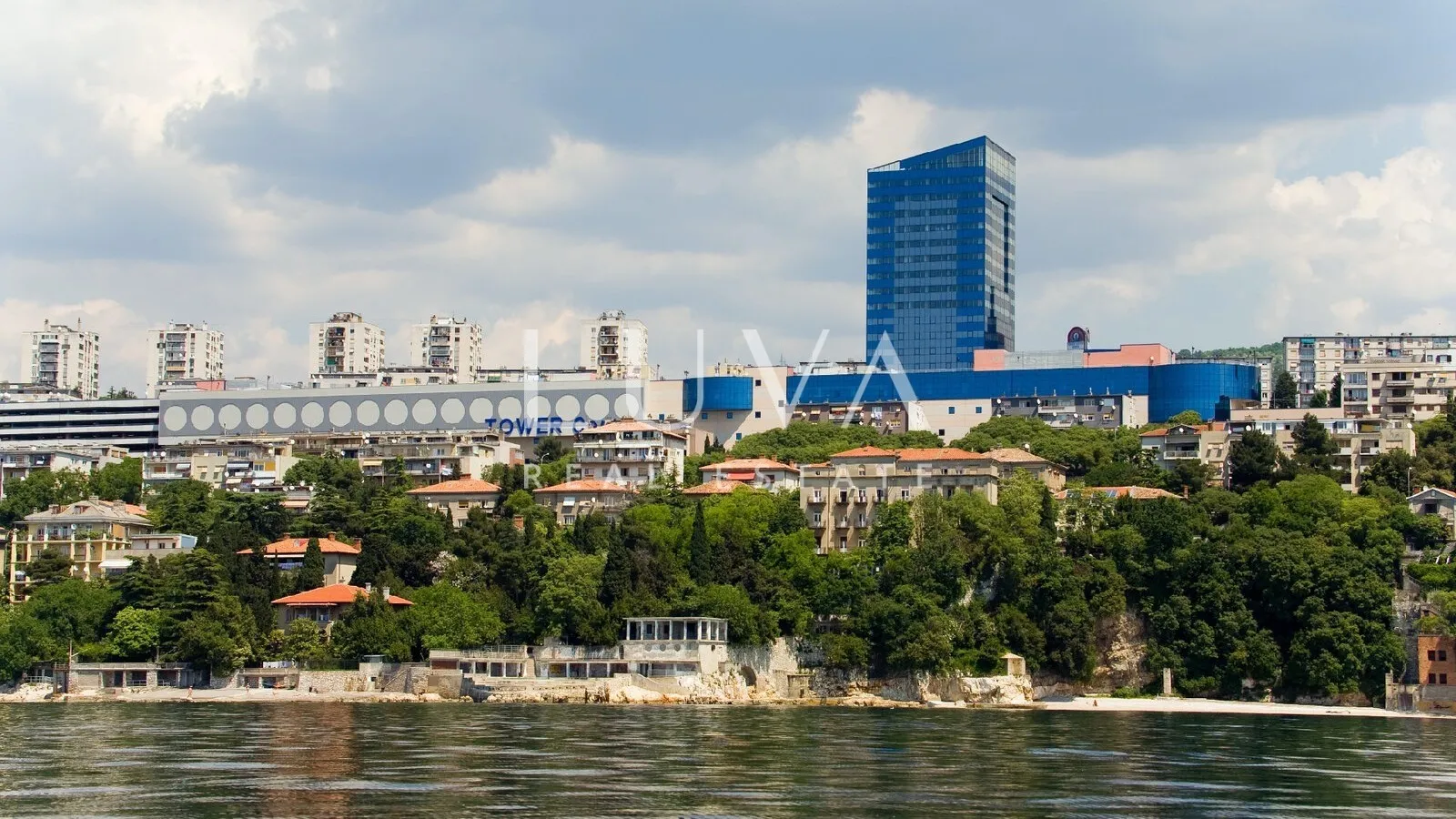 Rijeka, poslovni prostor na 5. katu u Tower centru, 27 m²