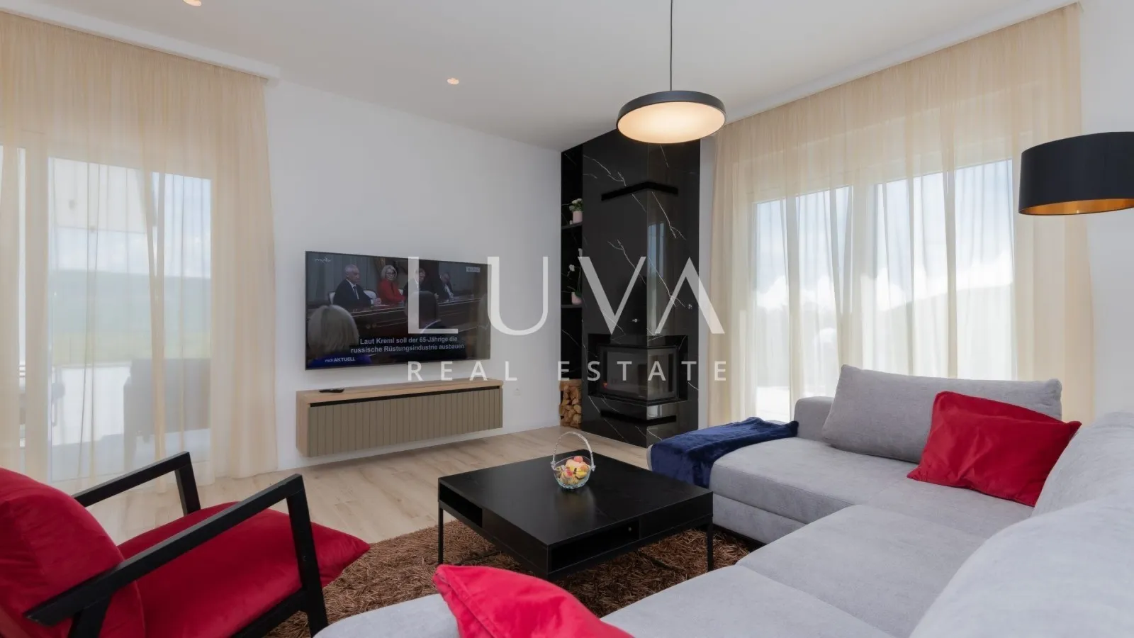 Imotski, modern house with a pool and panoramic view for sale, 165 m2