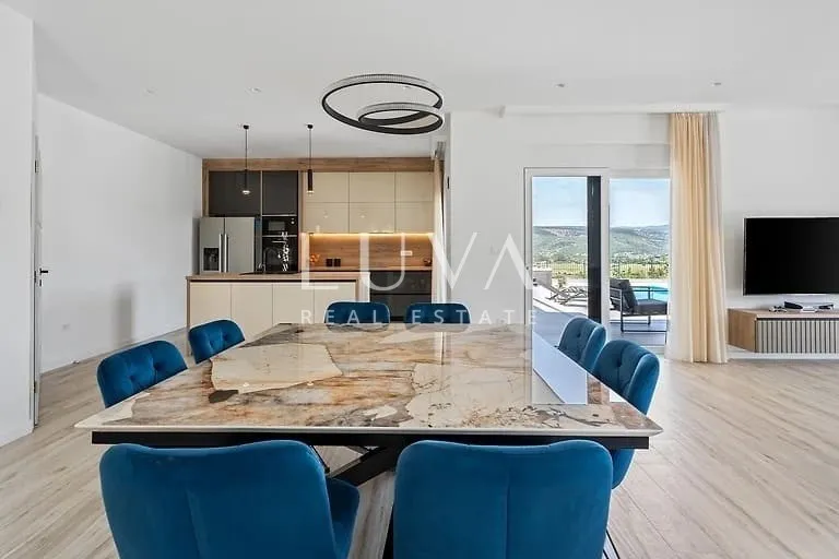Imotski, modern house with a pool and panoramic view for sale, 165 m2