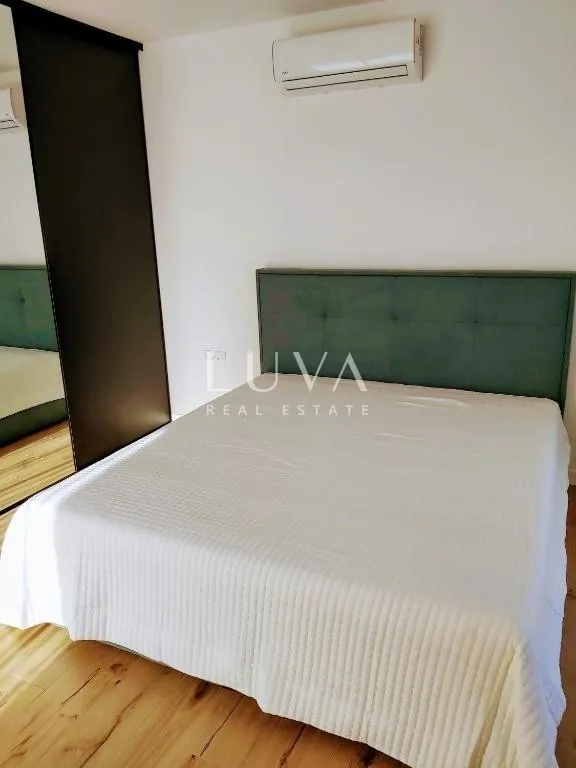 Šolta, Rogač, luxury villa with a pool by the sea for sale
