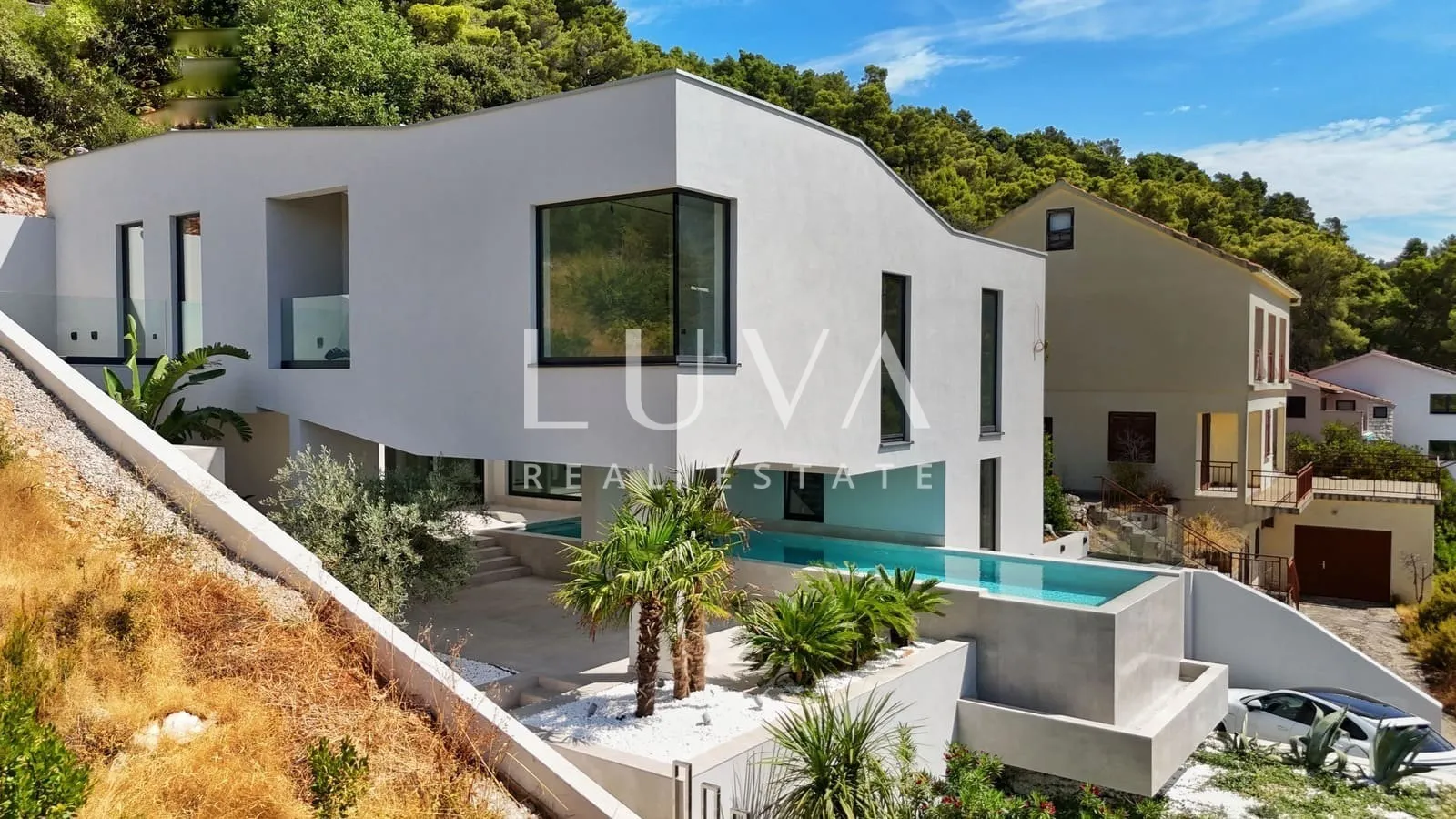 Korčula, luxury villa with pool by the sea for sale