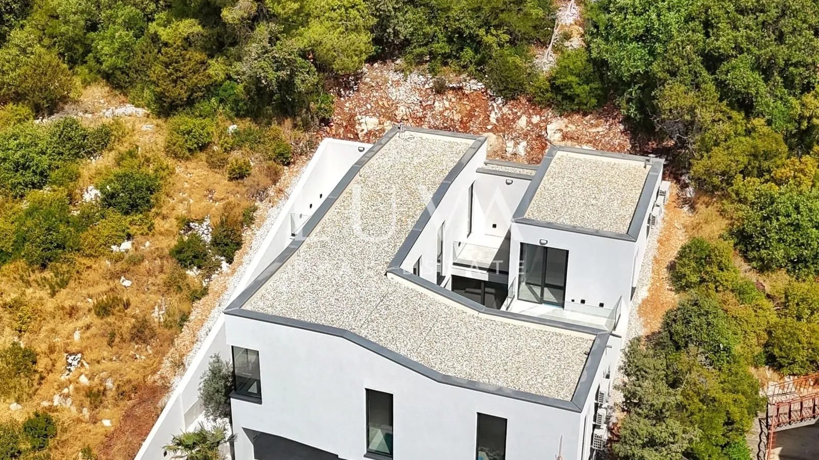 Korčula, luxury villa with pool by the sea for sale