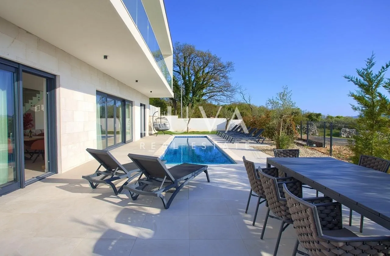 Krk Linardići Luxushaus mit Pool zum Verkauf