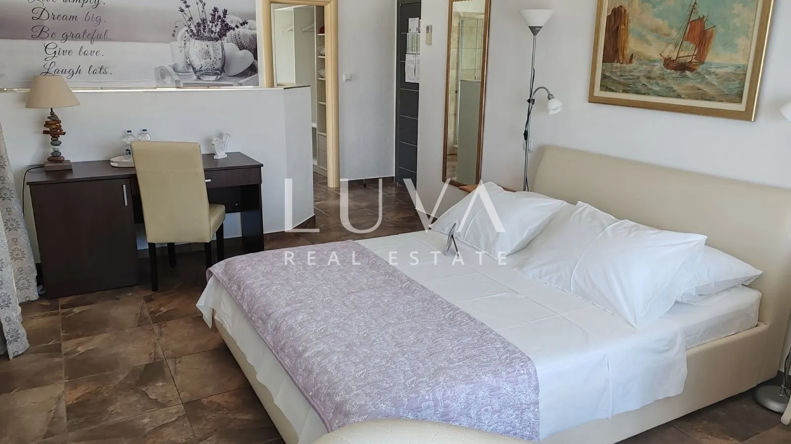 Vis, luxury house with a pool and sea view for sale