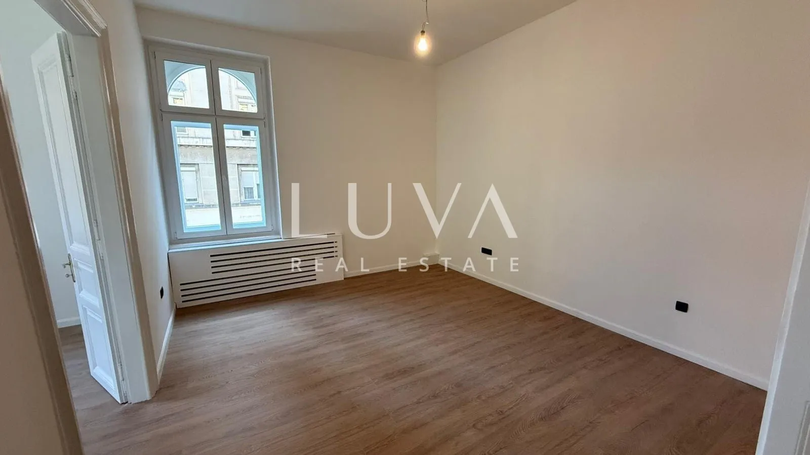 Zagreb, centar, stan 253 m2 idealno za poslovnu namjenu
