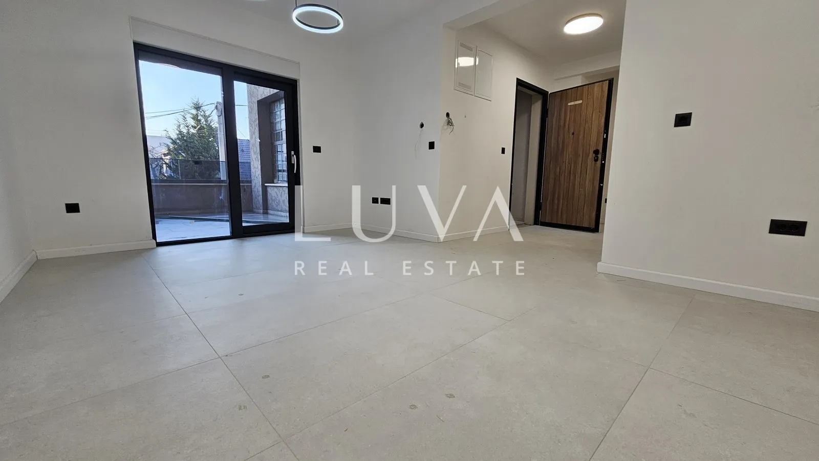 Zagreb, Trešnjevka: 300 m2 commercial building for Rent