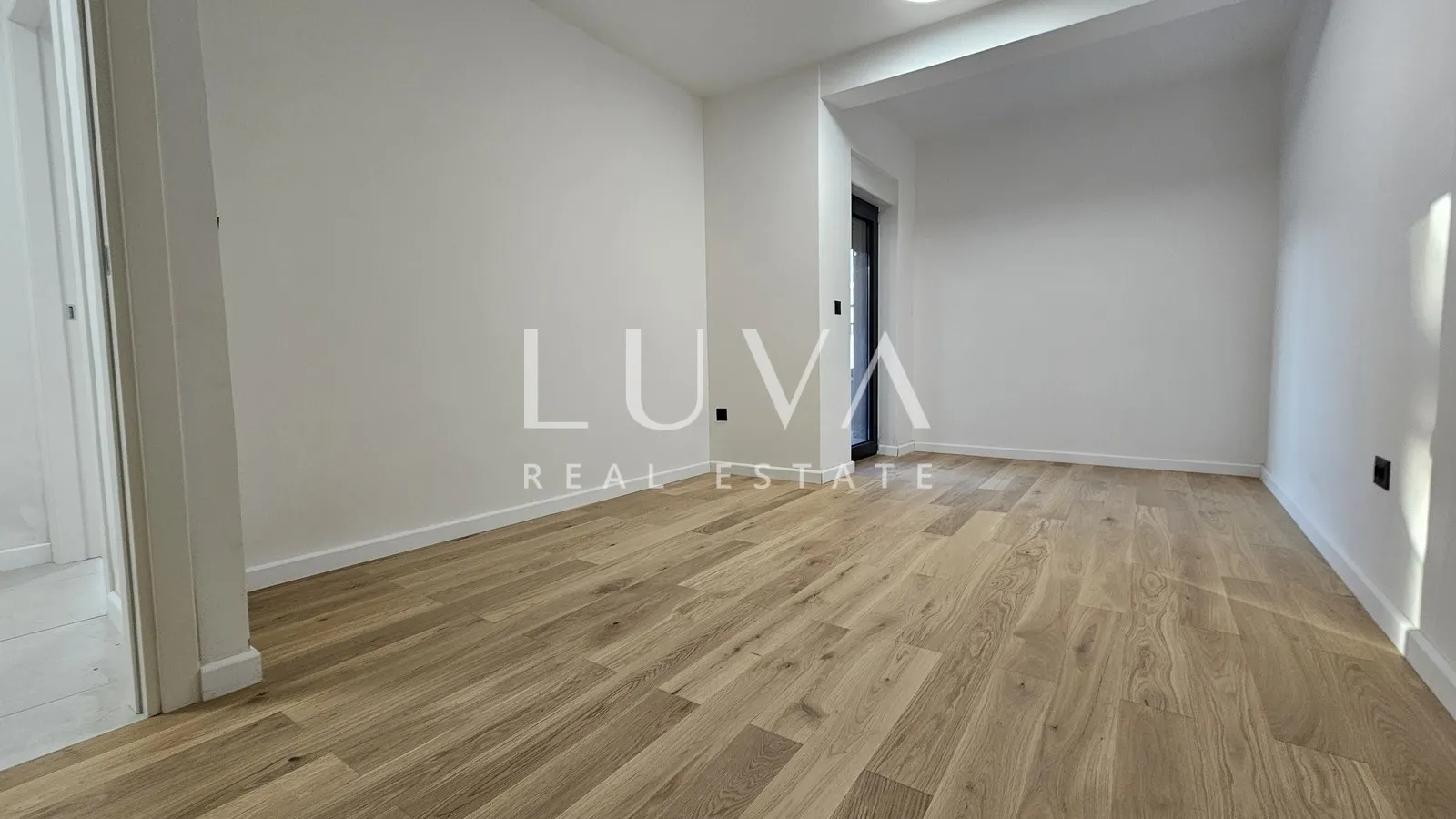 Zagreb, Trešnjevka: 300 m2 commercial building for Rent