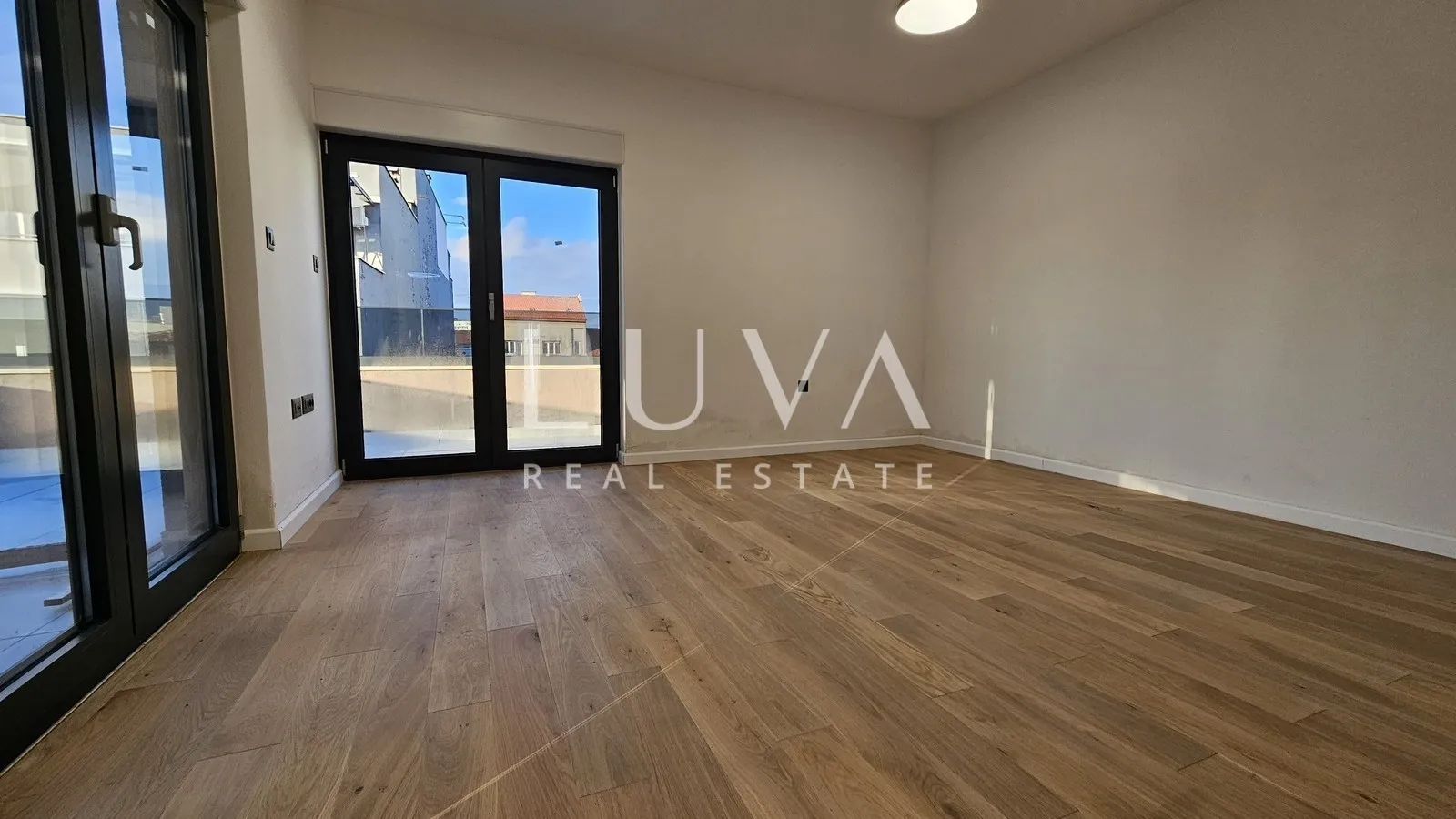 Zagreb, Trešnjevka: 300 m2 commercial building for Rent