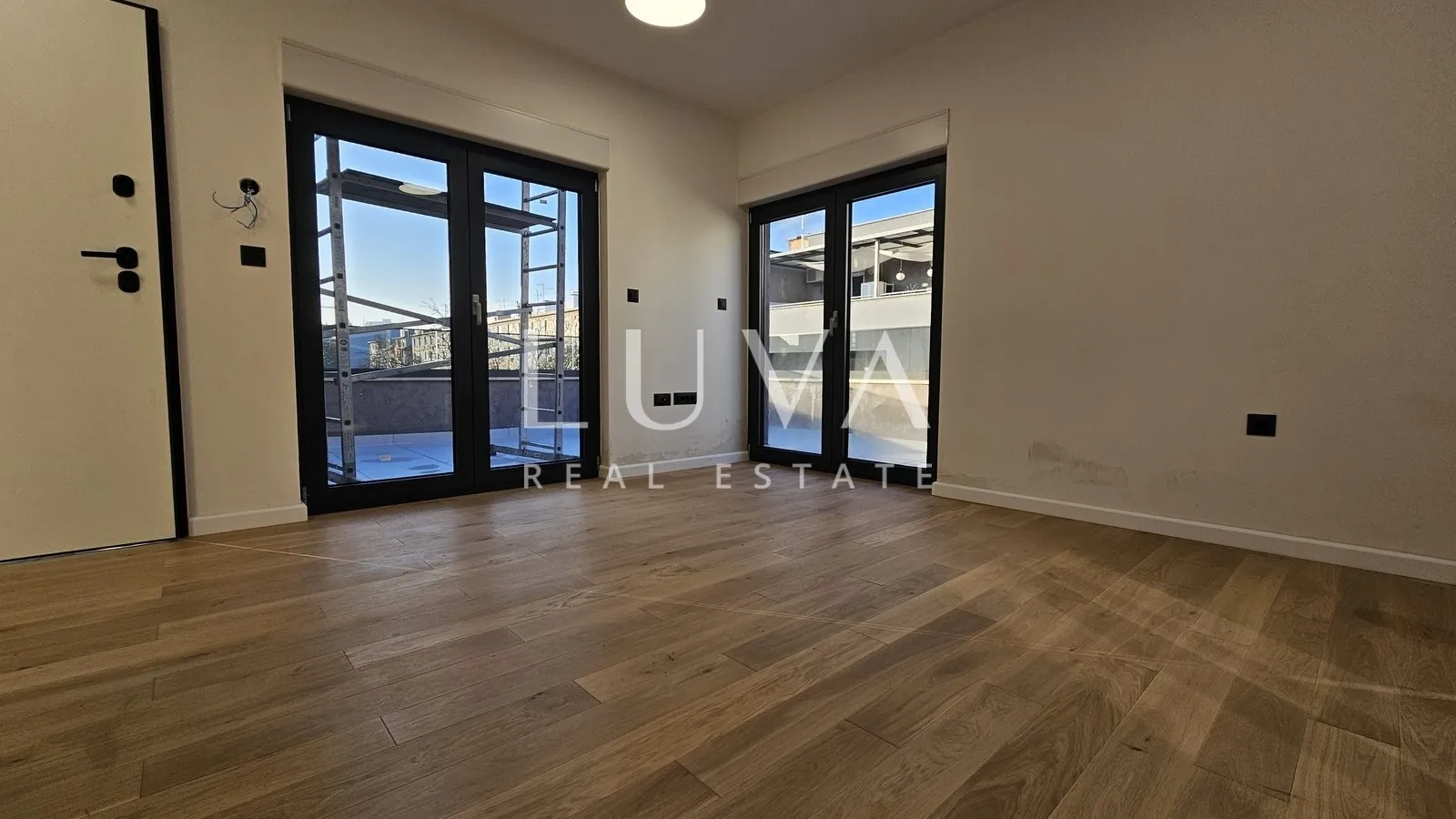 Zagreb, Trešnjevka: 300 m2 commercial building for Rent