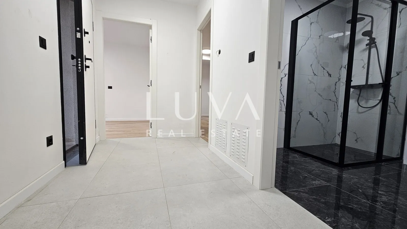 Zagreb, Trešnjevka: 300 m2 commercial building for Rent