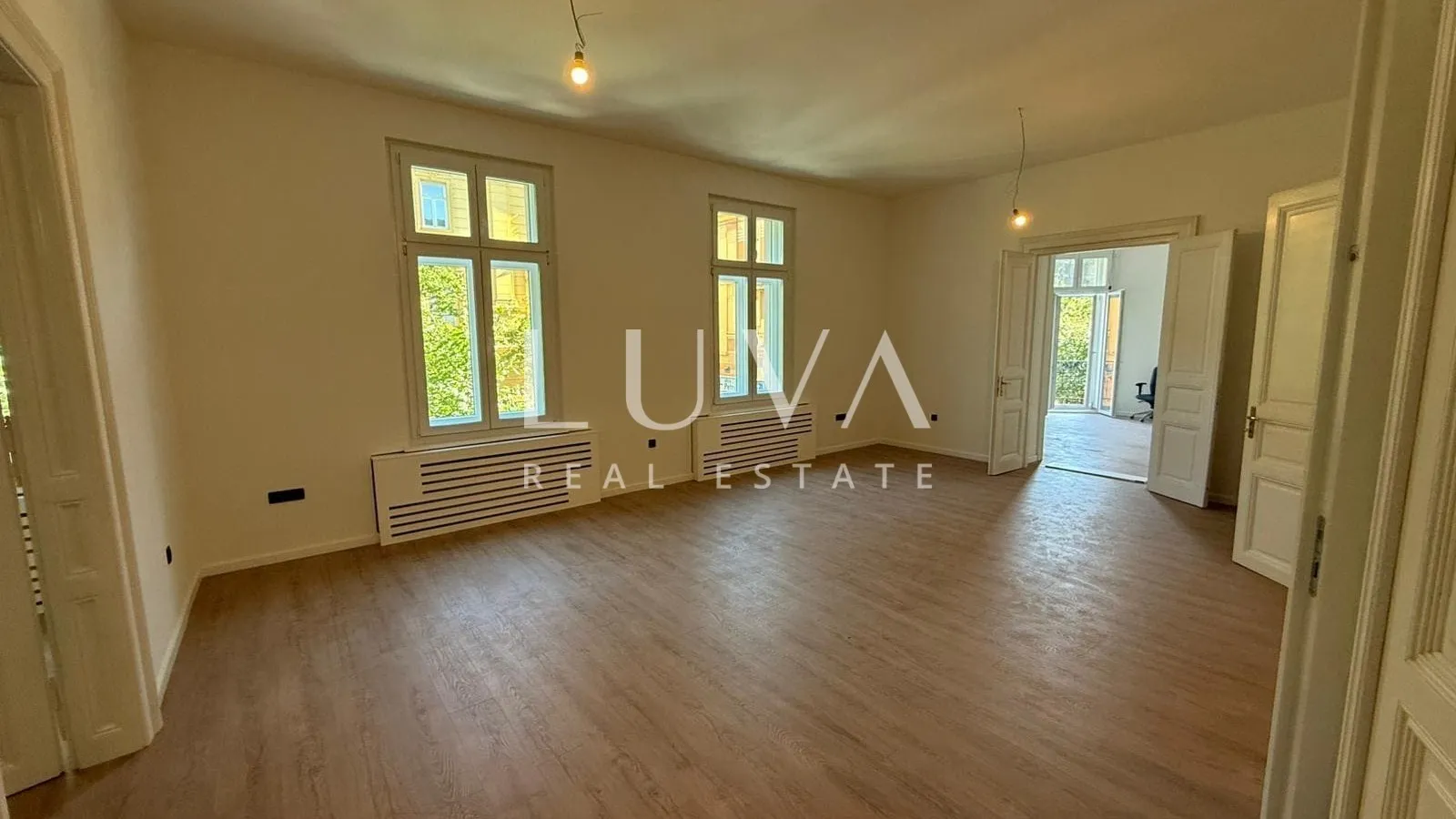 Zagreb, centar, stan 253 m2, investicija za najam