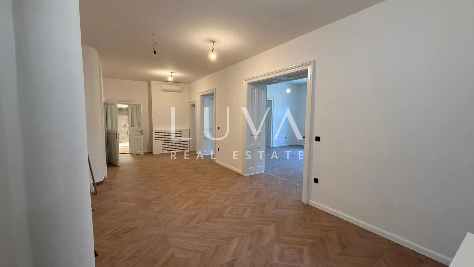 Zagreb, centar, stan 253 m2, investicija za najam