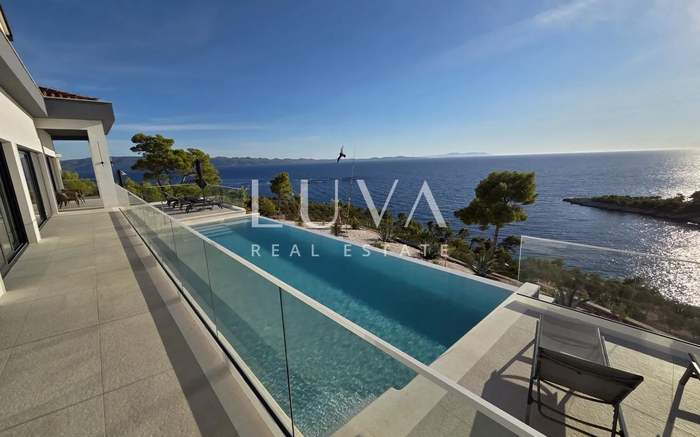 Brač, Einzigartige Luxusvilla am Meer 800 m²
