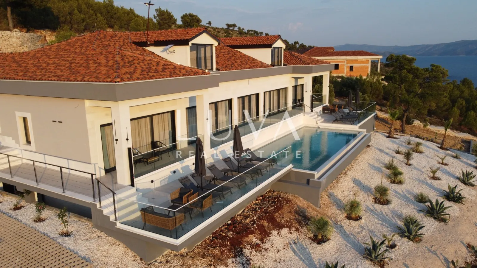 Brač, Unique Luxury Seafront Villa 800 sqm