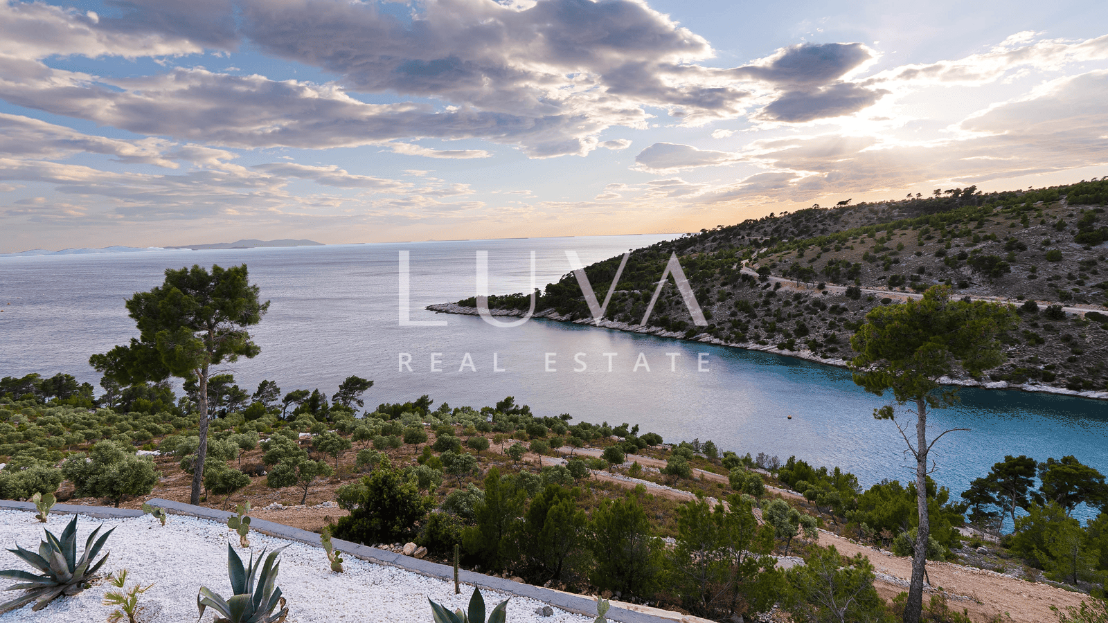 Brač, Einzigartige Luxusvilla am Meer 800 m²