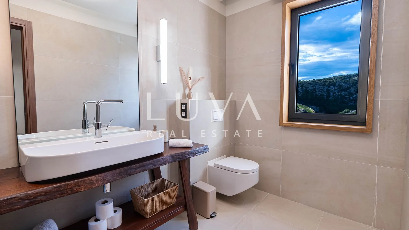 Brač, Einzigartige Luxusvilla am Meer 800 m²