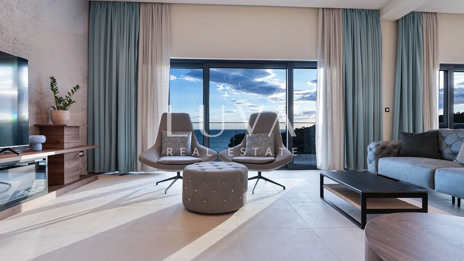 Brač, Einzigartige Luxusvilla am Meer 800 m²