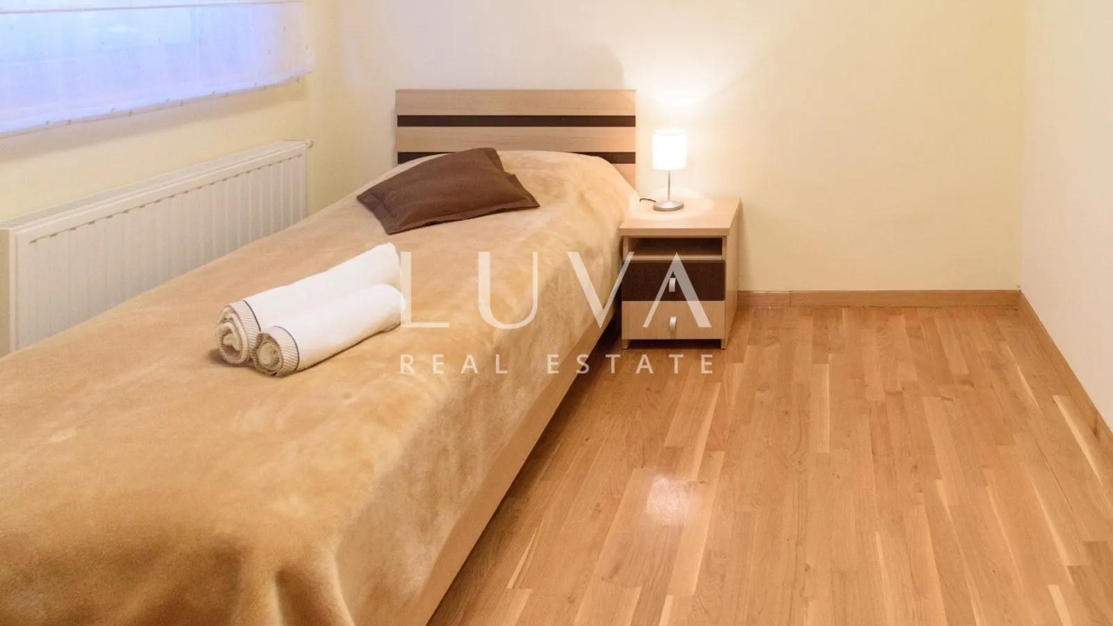 Bjelolasica, resort with 3 holiday houses, investment