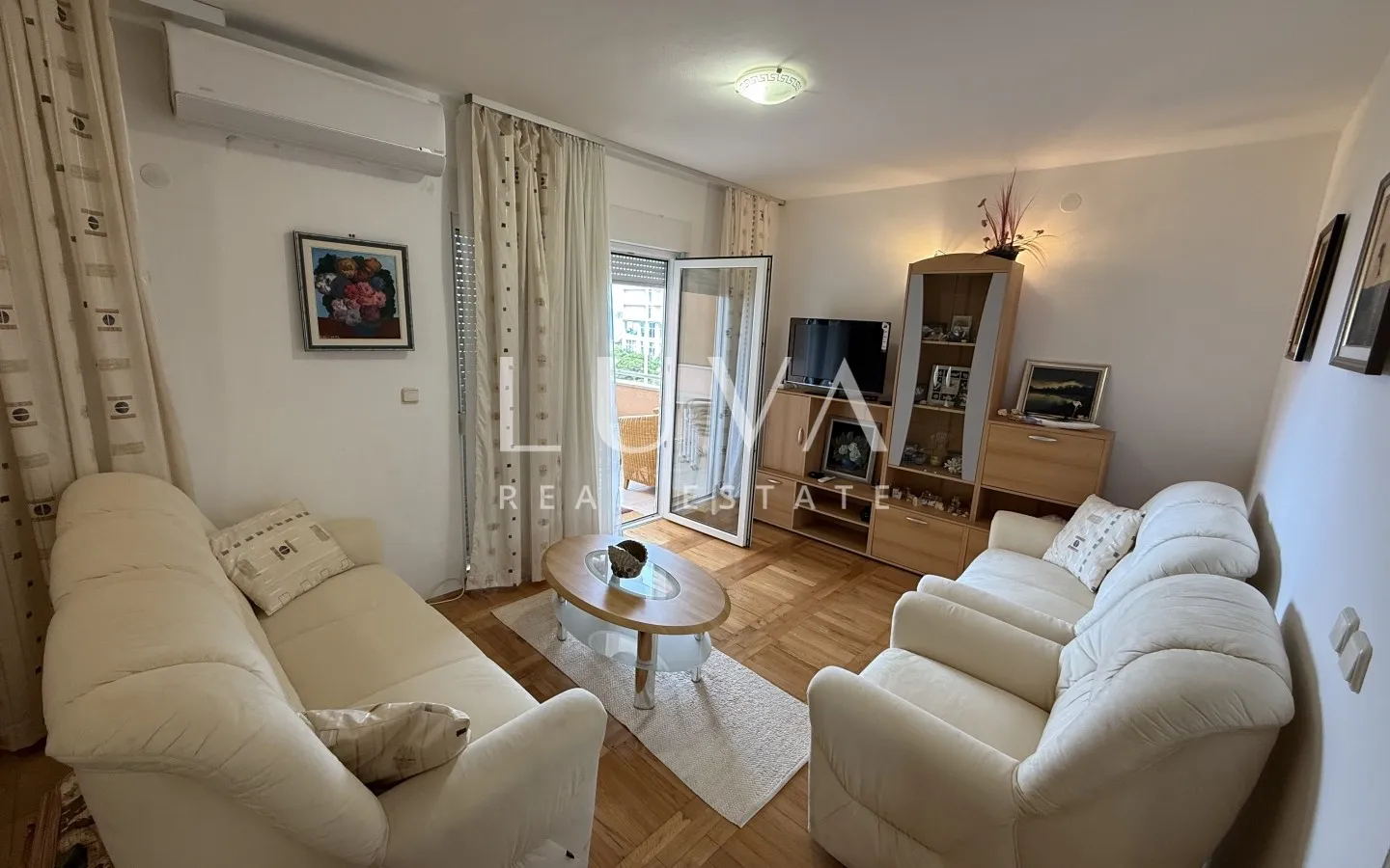 Pag, Novalja, Zwei-Zimmer-Wohnung mit Meerblick, 58 m²