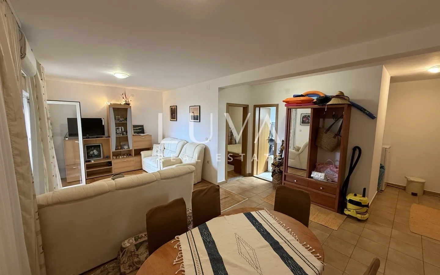 Pag, Novalja, Zwei-Zimmer-Wohnung mit Meerblick, 58 m²