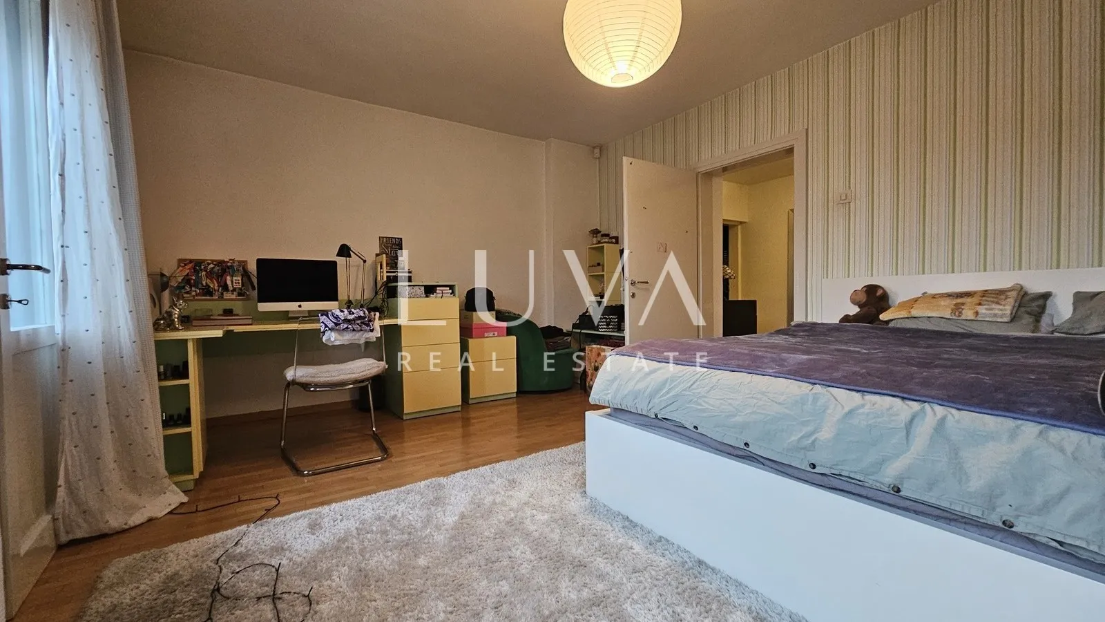 Zagreb, Lašćina, kuća 350m2 s dvorištem, prodaja
