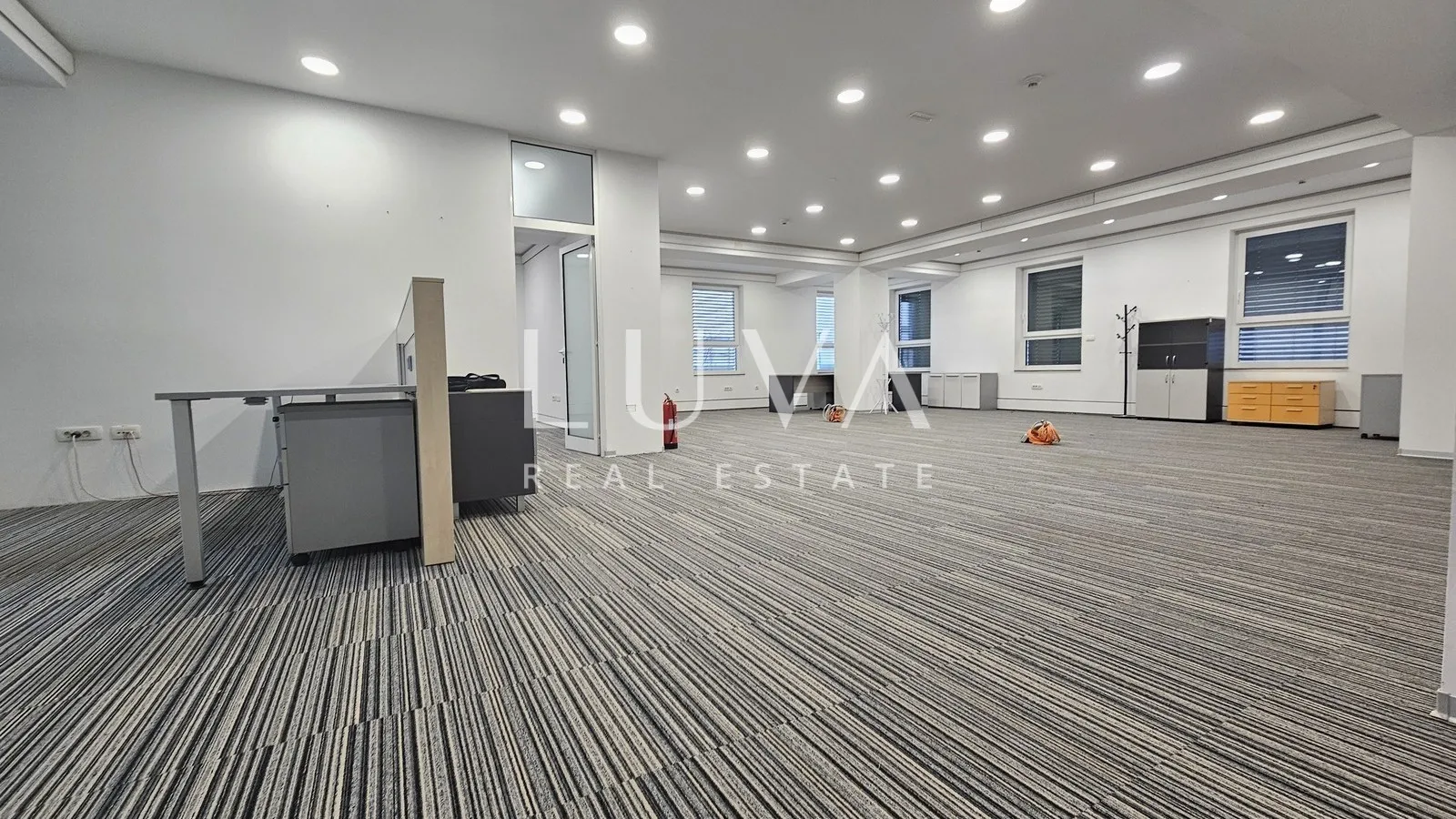Zagreb, Kamenarka, poslovni prostor 150m2 za najam
