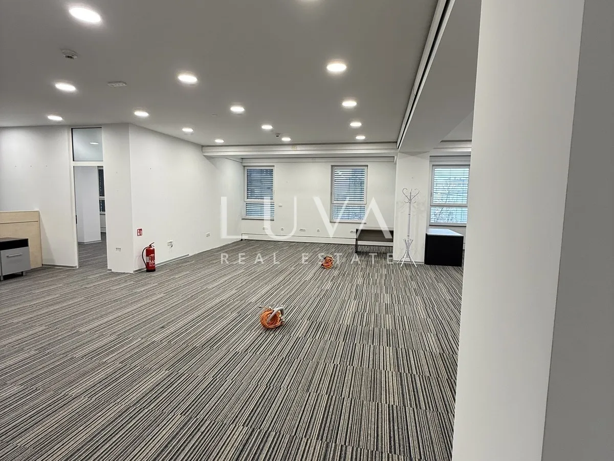 Zagreb, Kamenarka, poslovni prostor 150m2 za najam