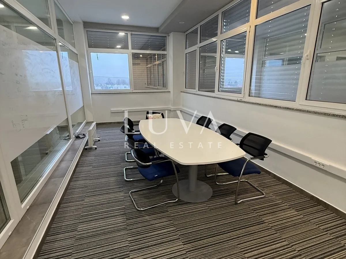 Zagreb Kamenarka Office Space 404,81 m2 for Rent