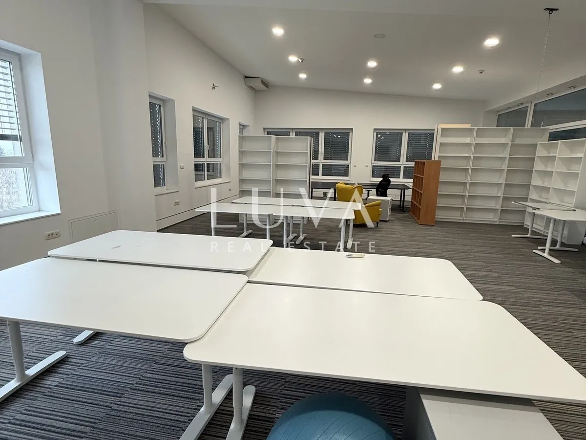 Zagreb Kamenarka Office Space 404,81 m2 for Rent