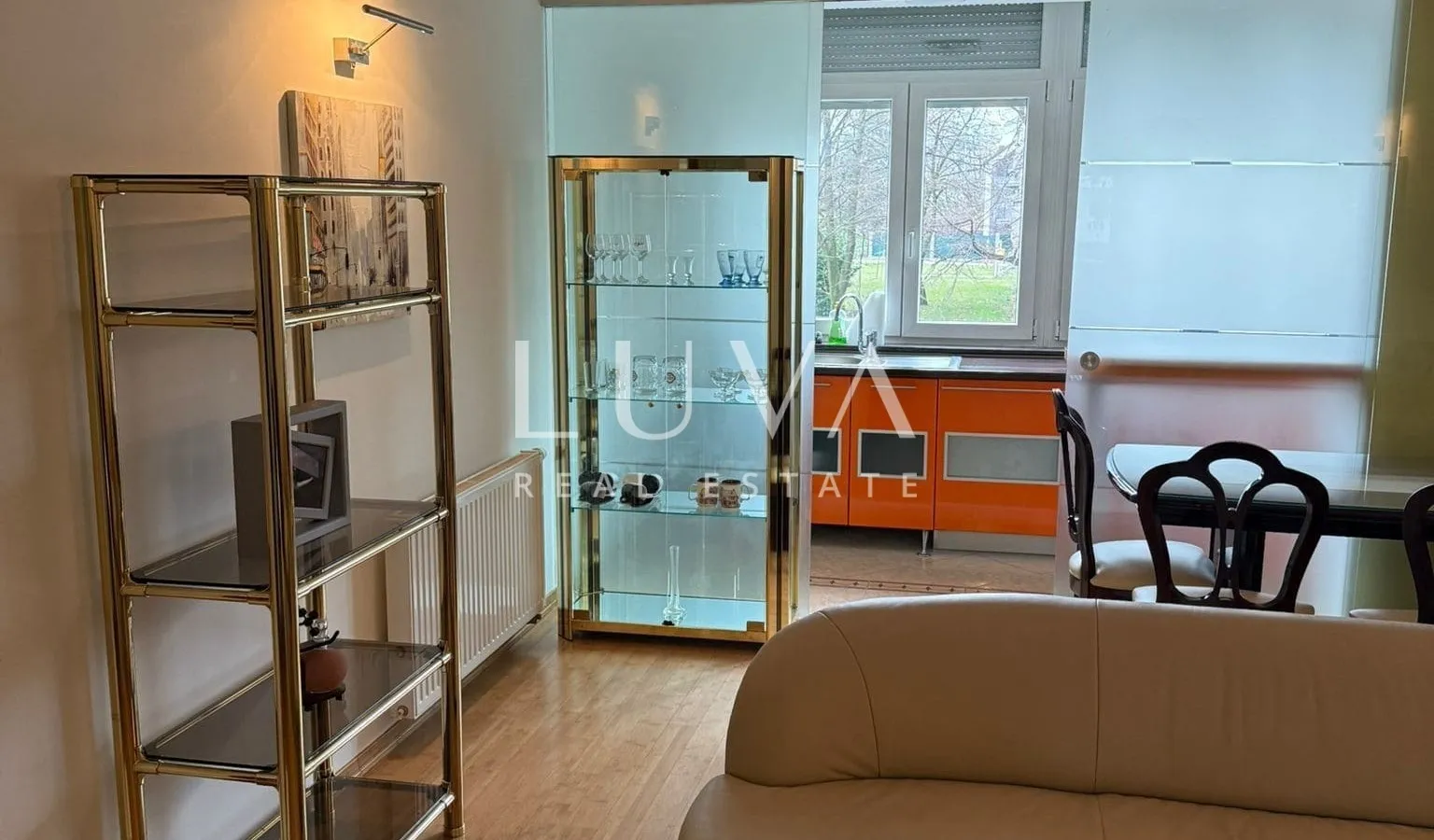 Zagreb, Sigečica, 3s stan na odličnoj lokaciji, NKP 72 m2