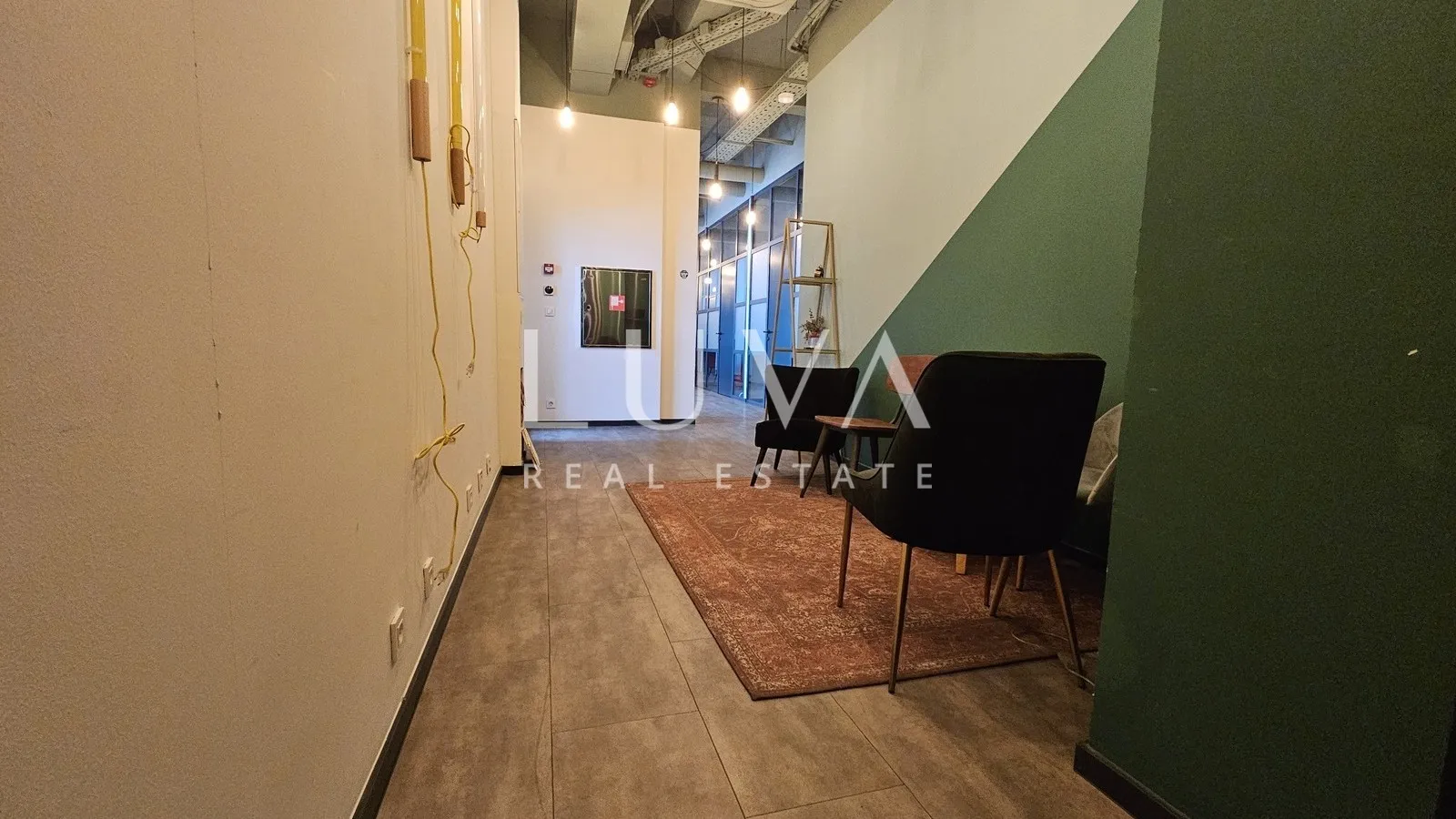 Zagreb, centar, poslovni prostor 240m2, najam