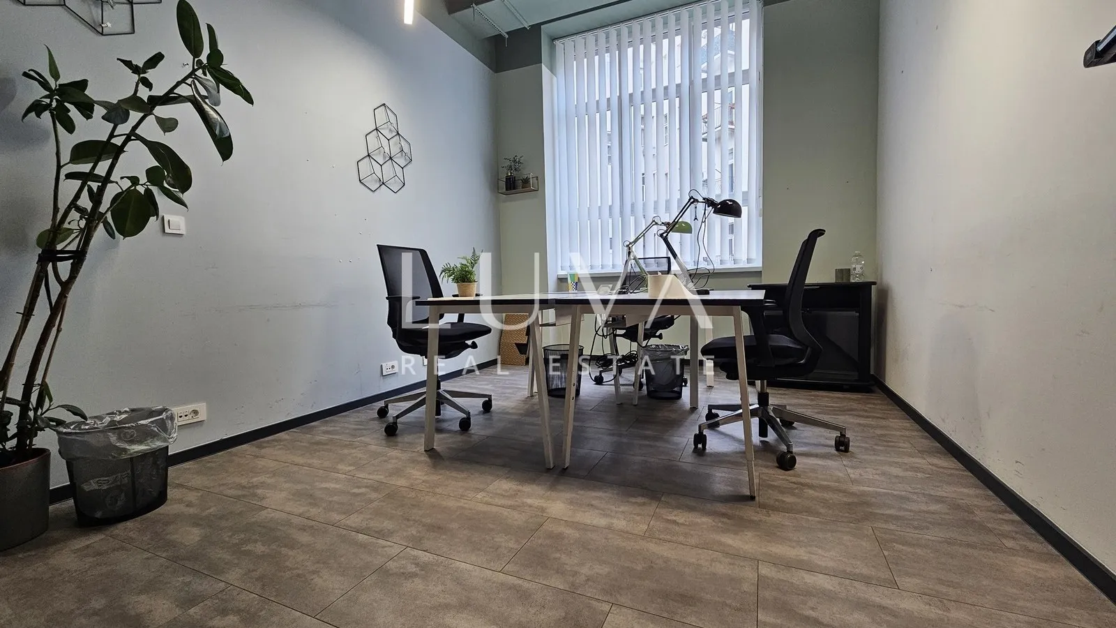 Zagreb, centar, poslovni prostor 240m2, najam