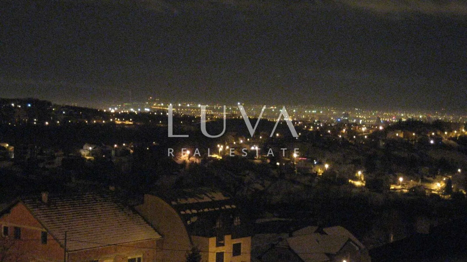 Zagreb, Mikulići, kuća s pogledom na Zagreb, 380 m²