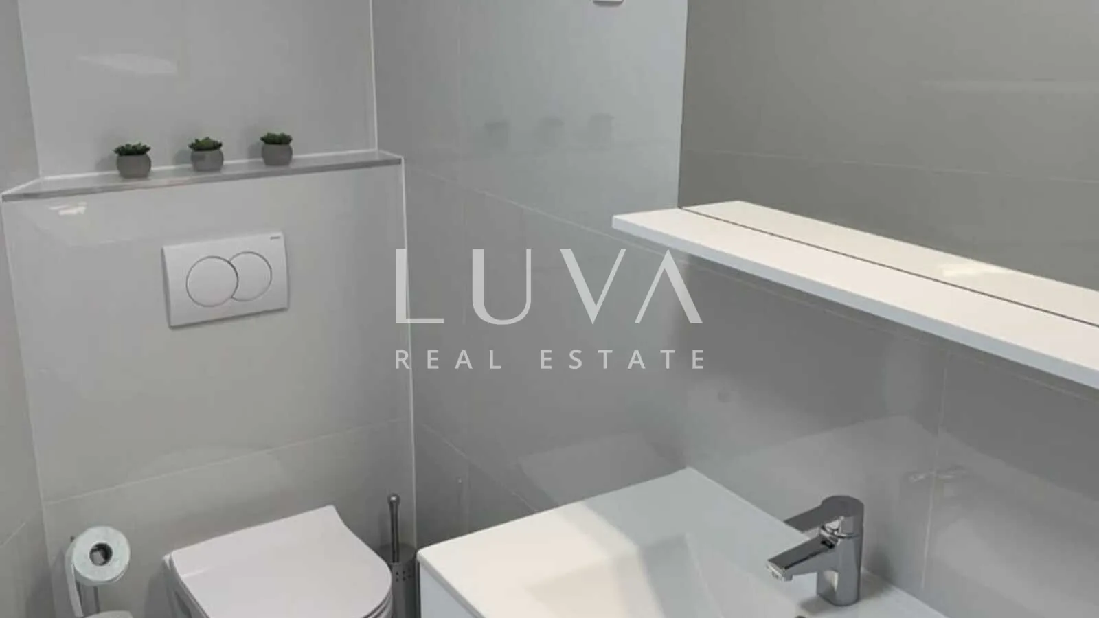 Zagreb, Mikulići, kuća s pogledom na Zagreb, 380 m²